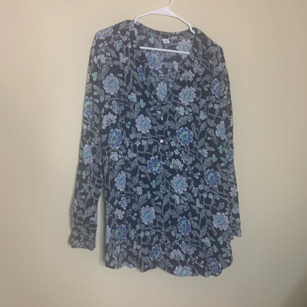 Old Navy shirt XXL